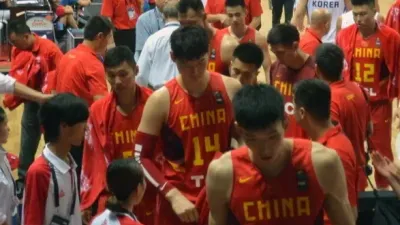 중국 농구 대표팀 호주와의 경기에서 완벽한 패배를 당하다.