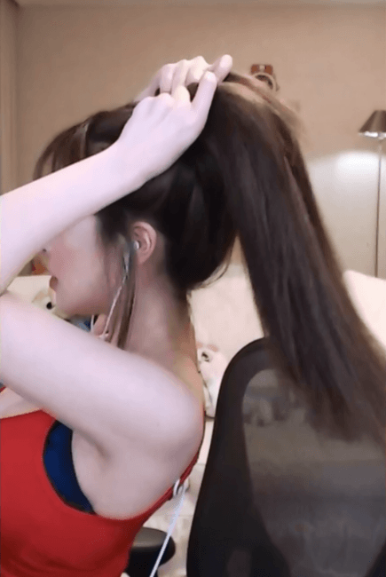 너무 풍성한 손밍