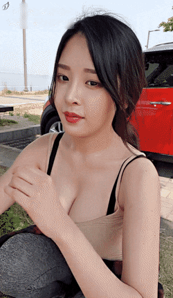팔좀 들어주시면 안될까여??