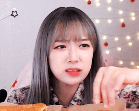 트위치 정복하러 온 다음팟 여신 gif
